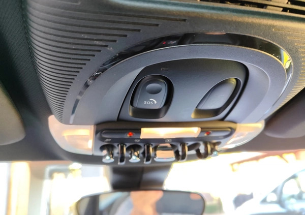 MINI Countryman cena 94900 przebieg: 84800, rok produkcji 2019 z Kępno małe 497
